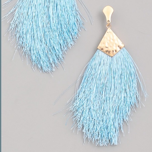 Boutique Jewelry - Metal Cone Tassel Earrings Gold Boho Fringe Boutique Jewelry - Metal Cone Tassel Earrings Gold Boho Fringe